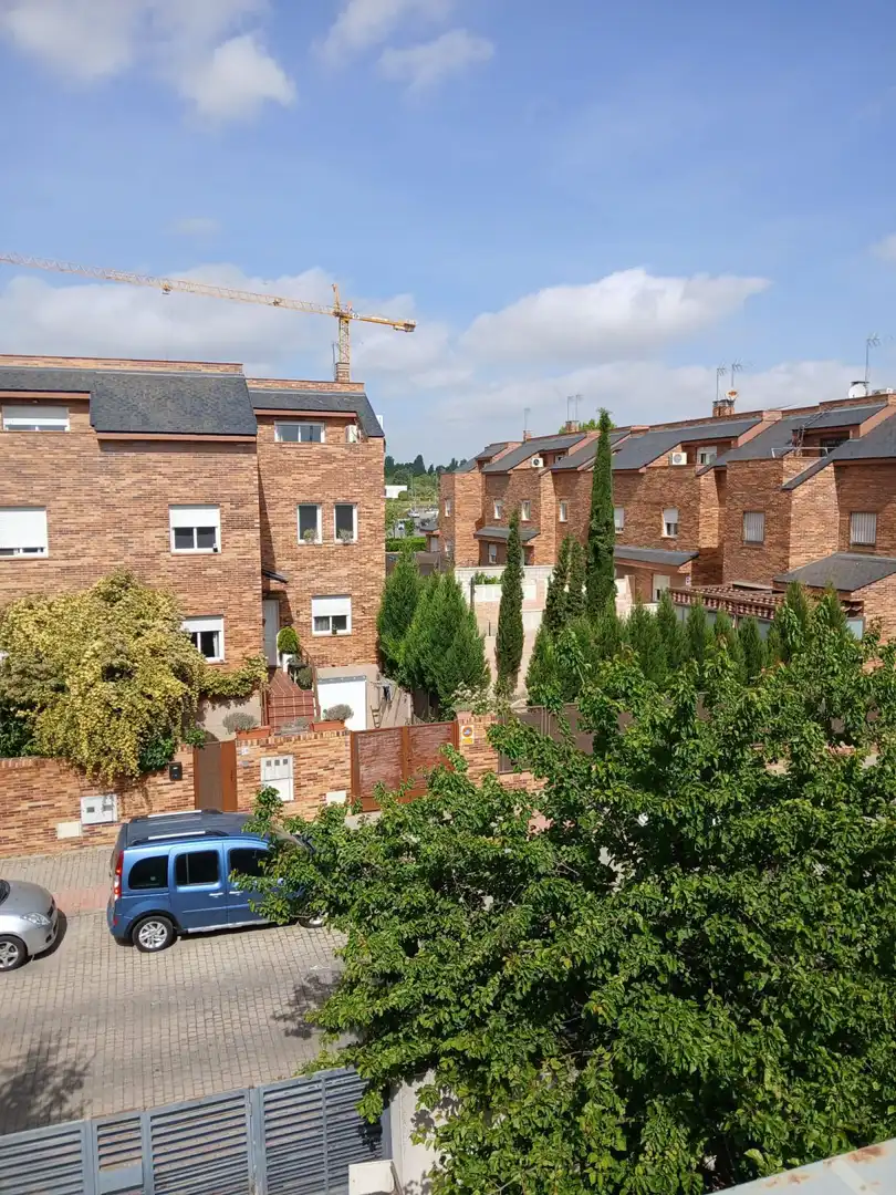 Exterior view of Houses for sale in Parla  with Heating, Private garden and Storage room