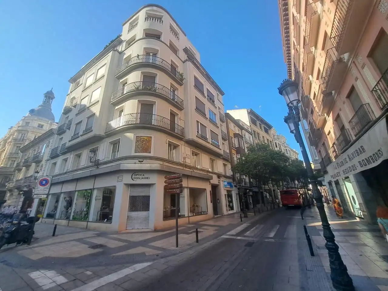 Vista exterior de Dúplex de alquiler en Zaragoza con Aire acondicionado, Calefacción y Parquet