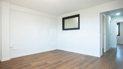 Foto 3 de Ático en venta en El Besós i el Maresme, Barcelona Capital