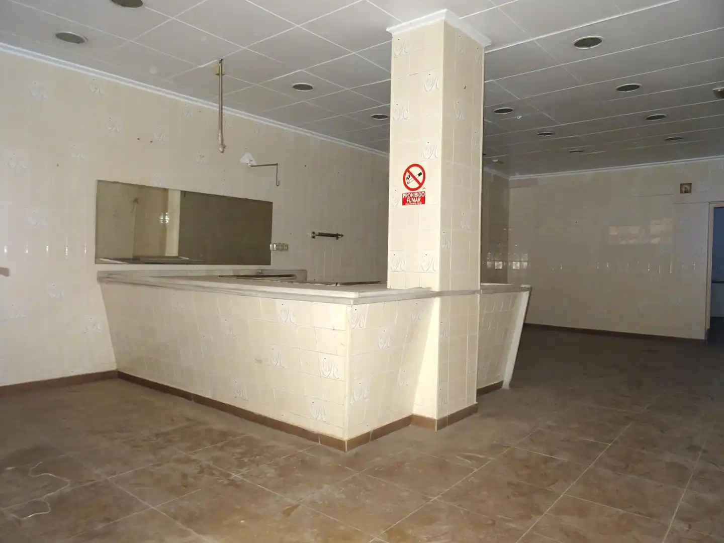 Local comercial de lloguer a Cartagena ciudad, imagen 2
