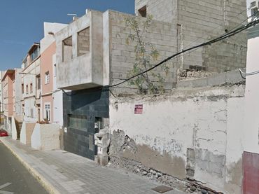 Terreni e lotti in vendita a Calle MAESTRO RODO 31