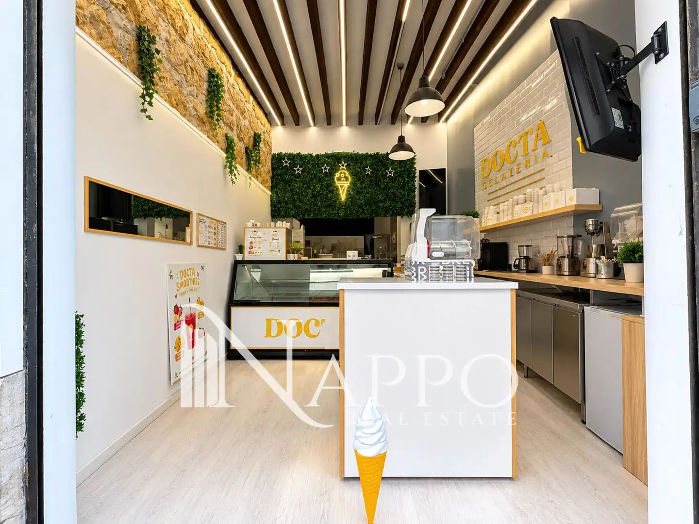Local comercial en traspàs a Oms, imagen 3