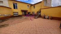 Exterior view of House or chalet for sale in Santo Domingo-Caudilla  with Private garden