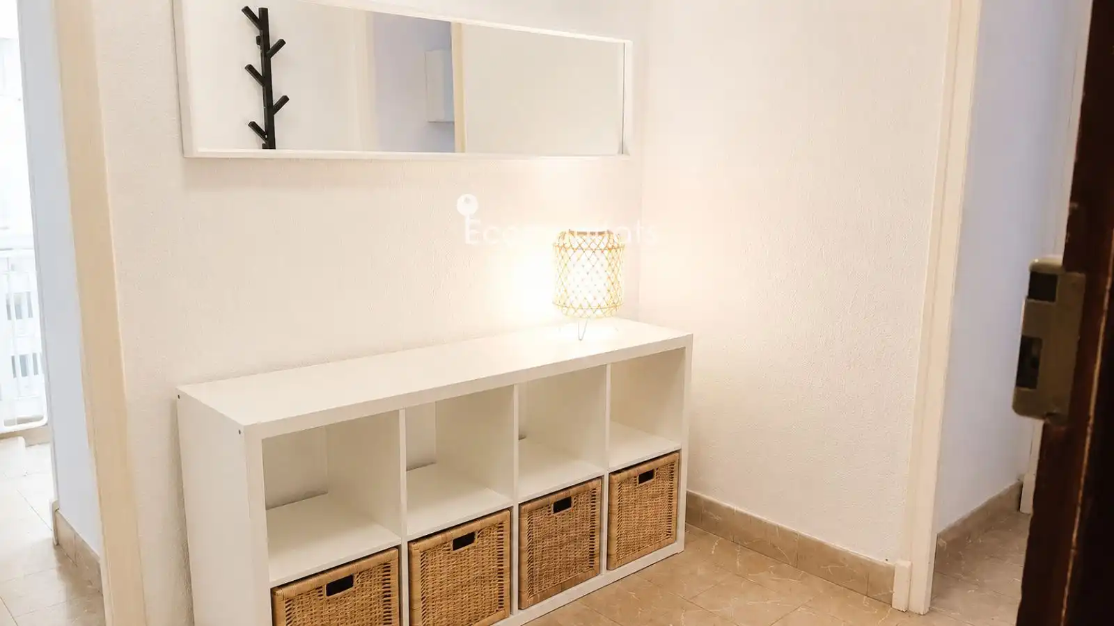 Flat for rent in Tortosa  with Air Conditioner and Furnished