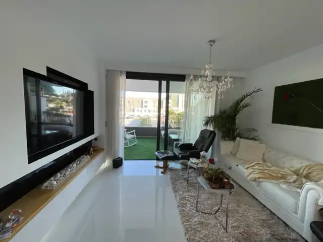 Sala d'estar de Apartament de lloguer en Marbella amb Aire condicionat, Moblat i Es permeten mascotes