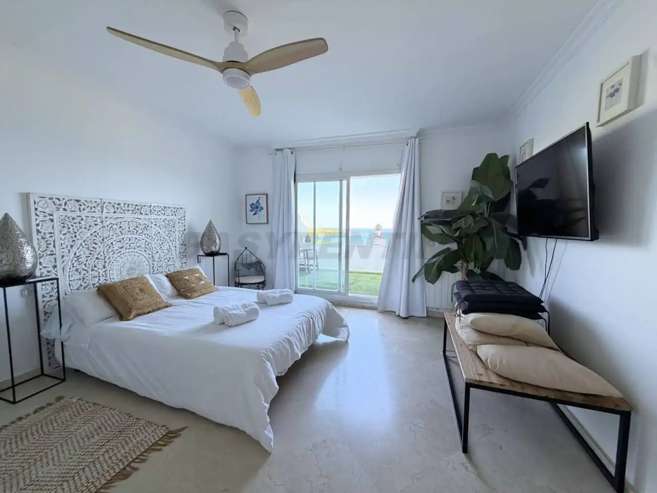 Bedroom of Detached homes for rent in La Alcaidesa  with Air Conditioner, Terrace and Furnished