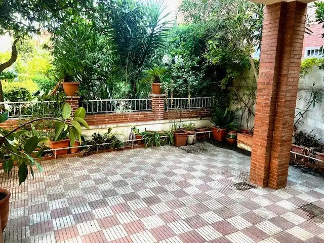 Terrassa de Casa o xalet en venda en Montcada i Reixac amb Calefacció i Jardí privat
