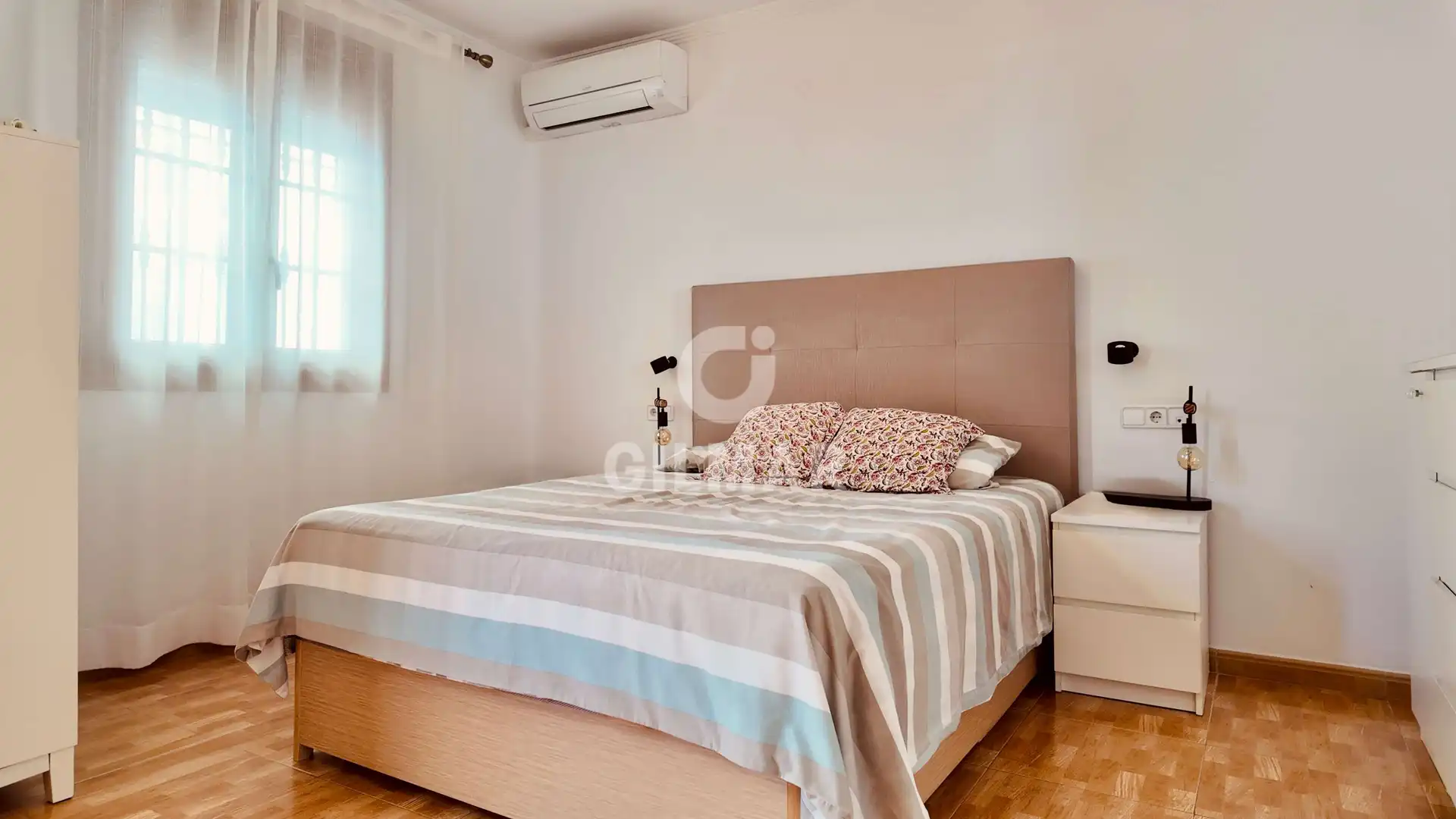 Dormitori de Casa adosada en venda en Fuengirola amb Jardí privat i Piscina