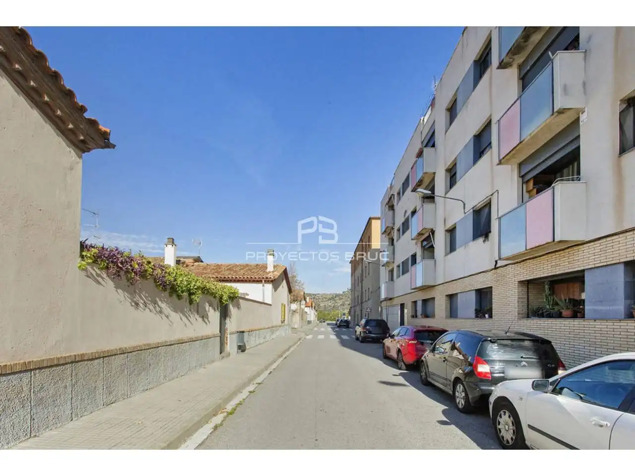 Vista exterior de Dúplex en venda en Manresa amb Parquet i Balcó