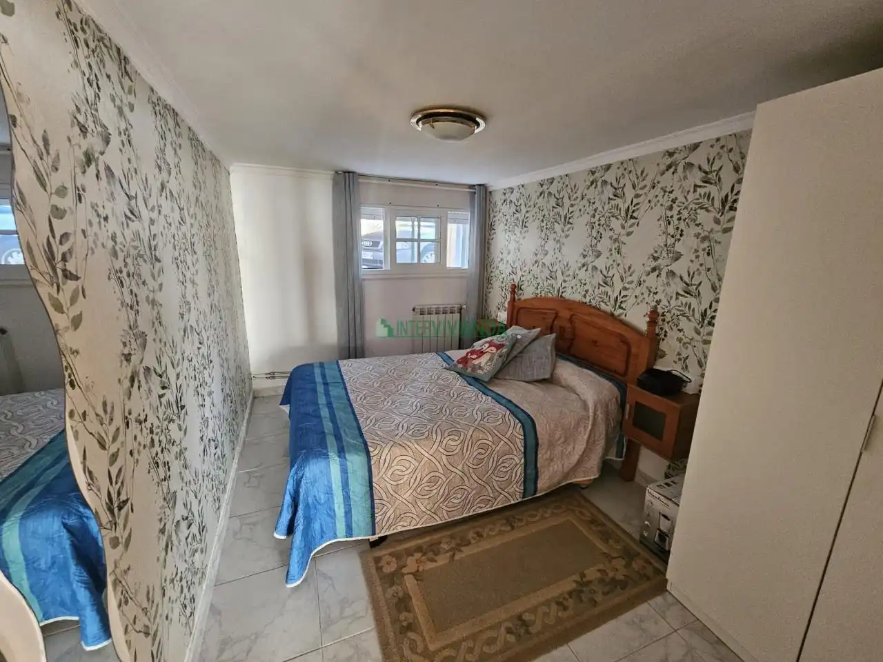Dormitori de Casa o xalet en venda en Oia amb Calefacció, Jardí privat i Traster