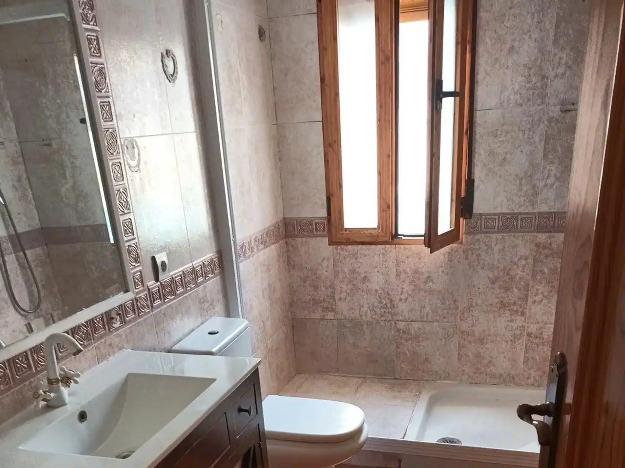 Flat for sale in Calle Lidia, Benatae