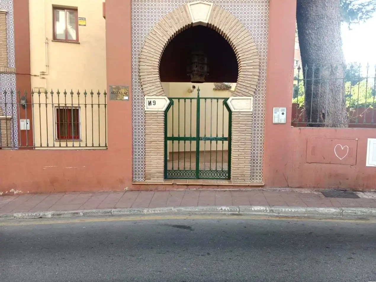 Vista exterior de Traster en venda en Benalmádena