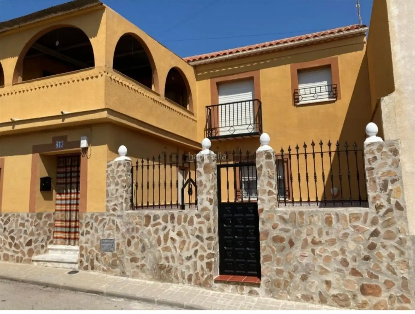 Adossat amb jardí en venda a Calle Castillo 0, imagen 2