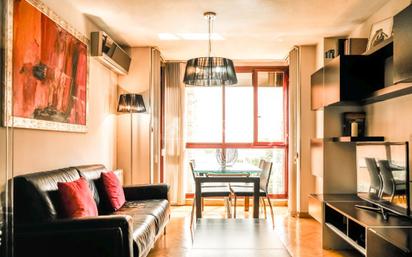 Wohnzimmer von Wohnung zum verkauf in  Madrid Capital mit Klimaanlage