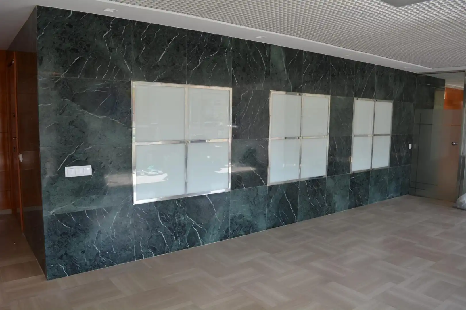 Oficina de alquiler en Barrio de Benicalap