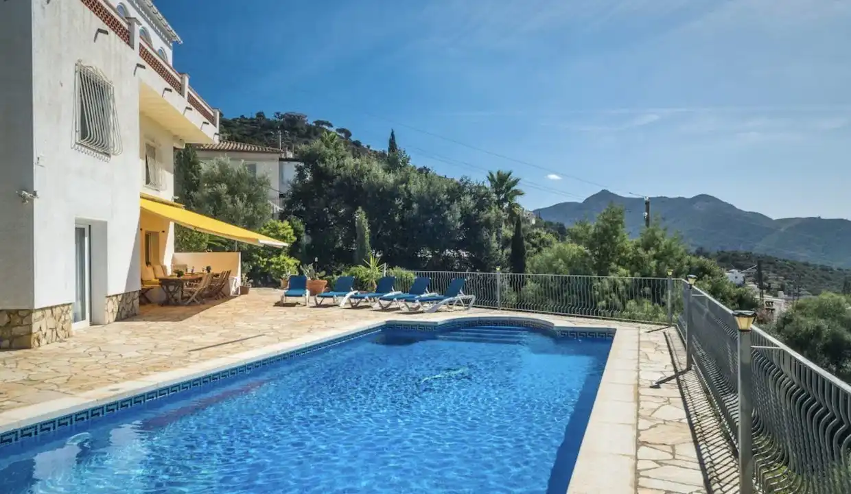 Haus mit Pool zum Verkauf in Nord