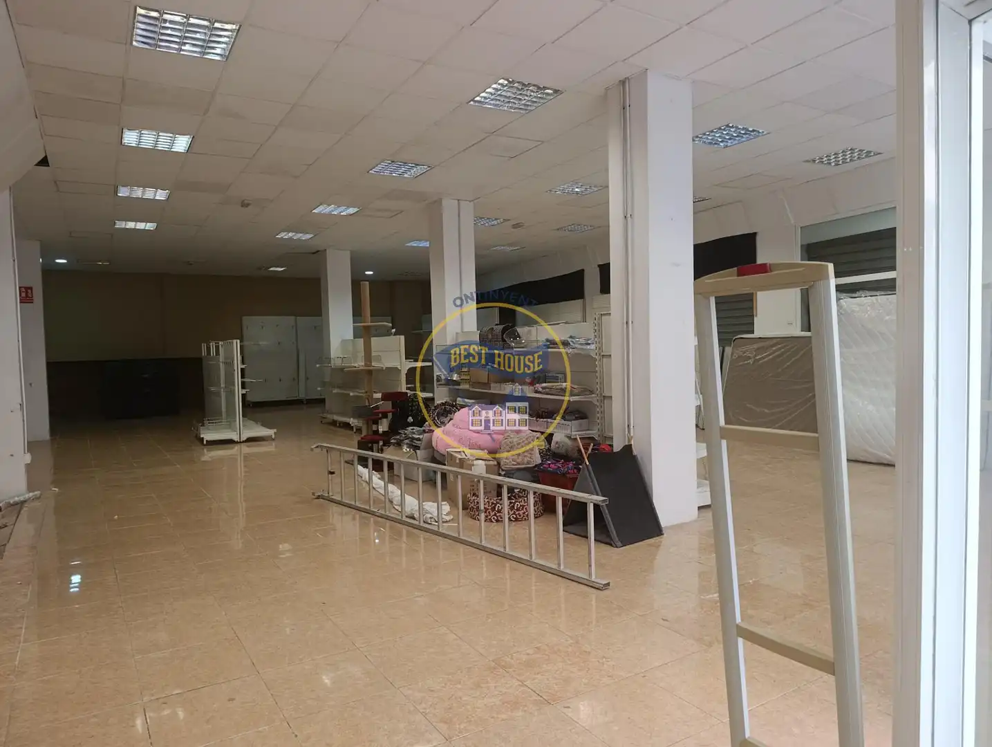Local de alquiler en Ontinyent con Aire acondicionado