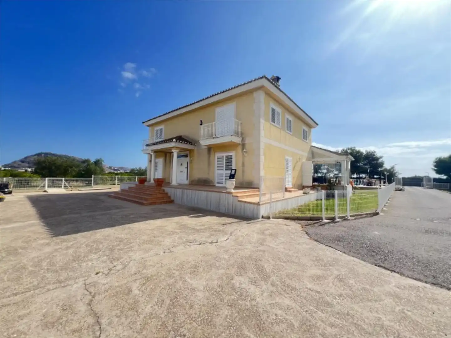 Vista exterior de Casa o chalet en venta en Cullera con Terraza