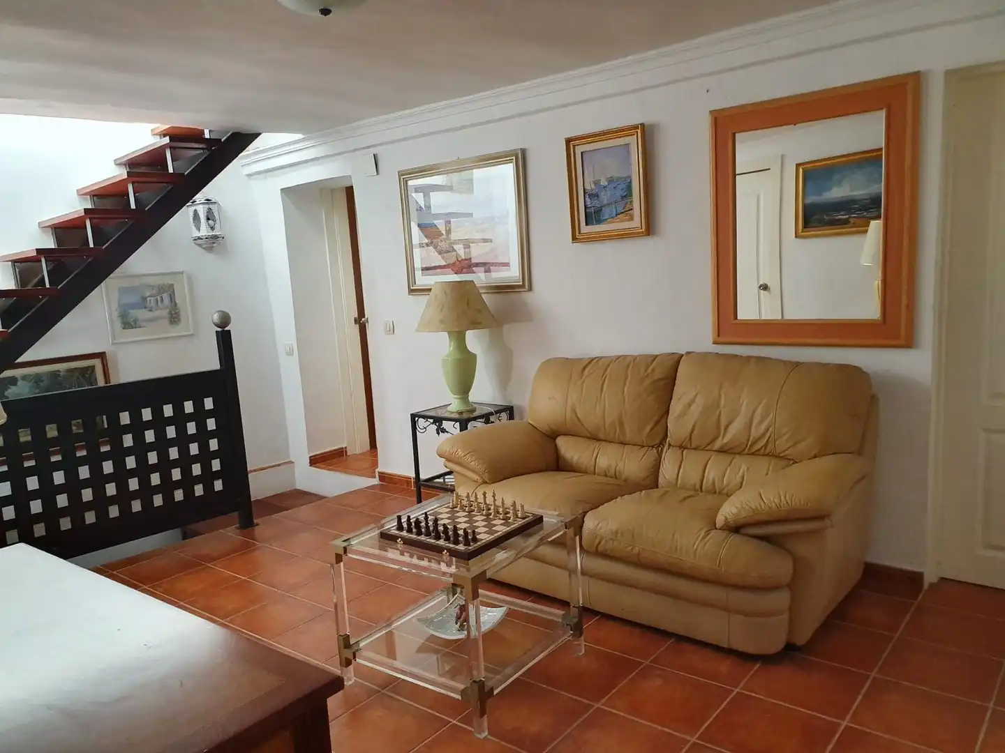 Sala de estar de Casa adosada en venta en Marbella con Aire acondicionado, Jardín privado y Terraza