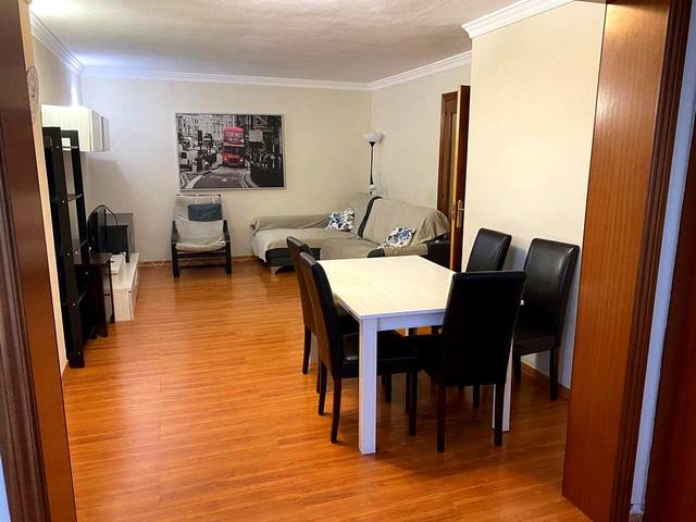 Piso en Alquiler en Jano en El Cónsul - Ciudad Universitaria - El Romeral