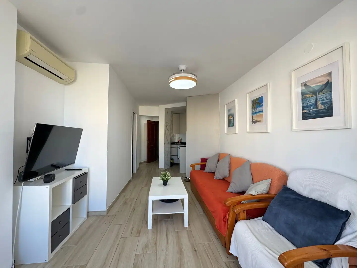Wohnzimmer von Wohnung zum Verkauf in Torrox mit Klimaanlage, Terrasse und Möbliert