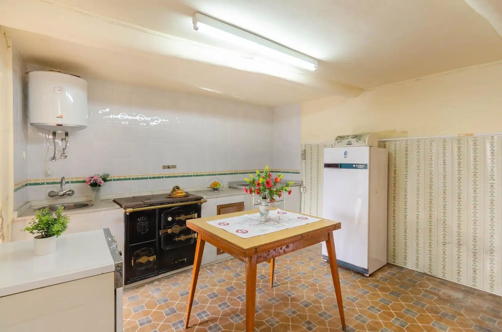 Küche von Einfamilien-Reihenhaus zum Verkauf in Langreo