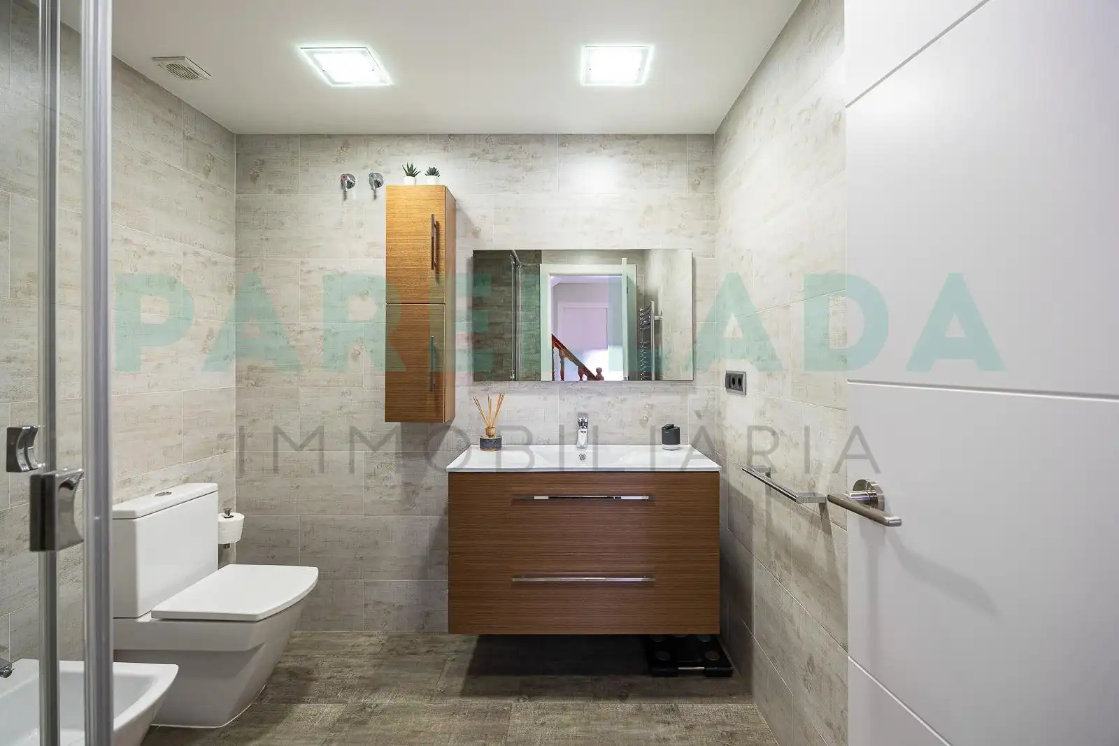 Bathroom of Duplexes for sale in Badalona  with Air Conditioner, Heating and Terrace