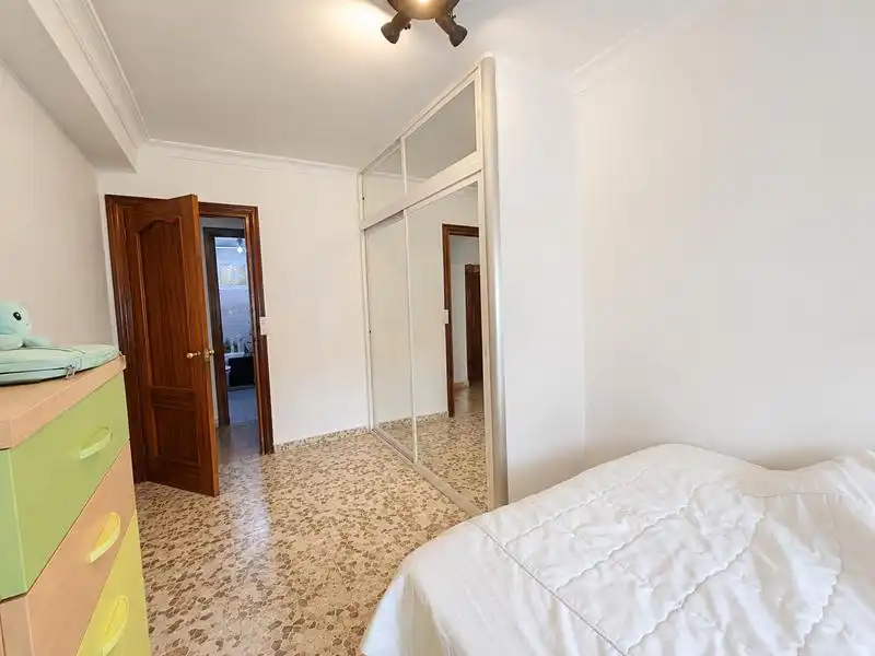 Habitación de Piso en venta en Málaga con Aire acondicionado y Calefacción