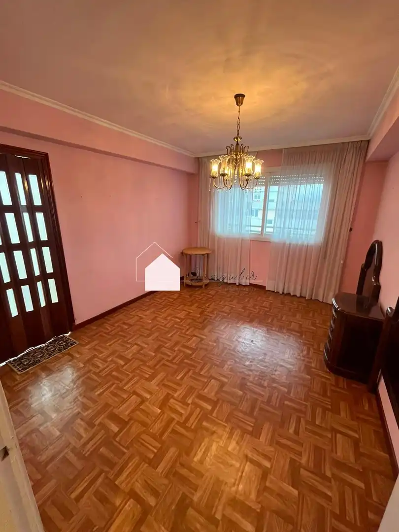 Sala de estar de Piso en venta en Vigo  con Trastero