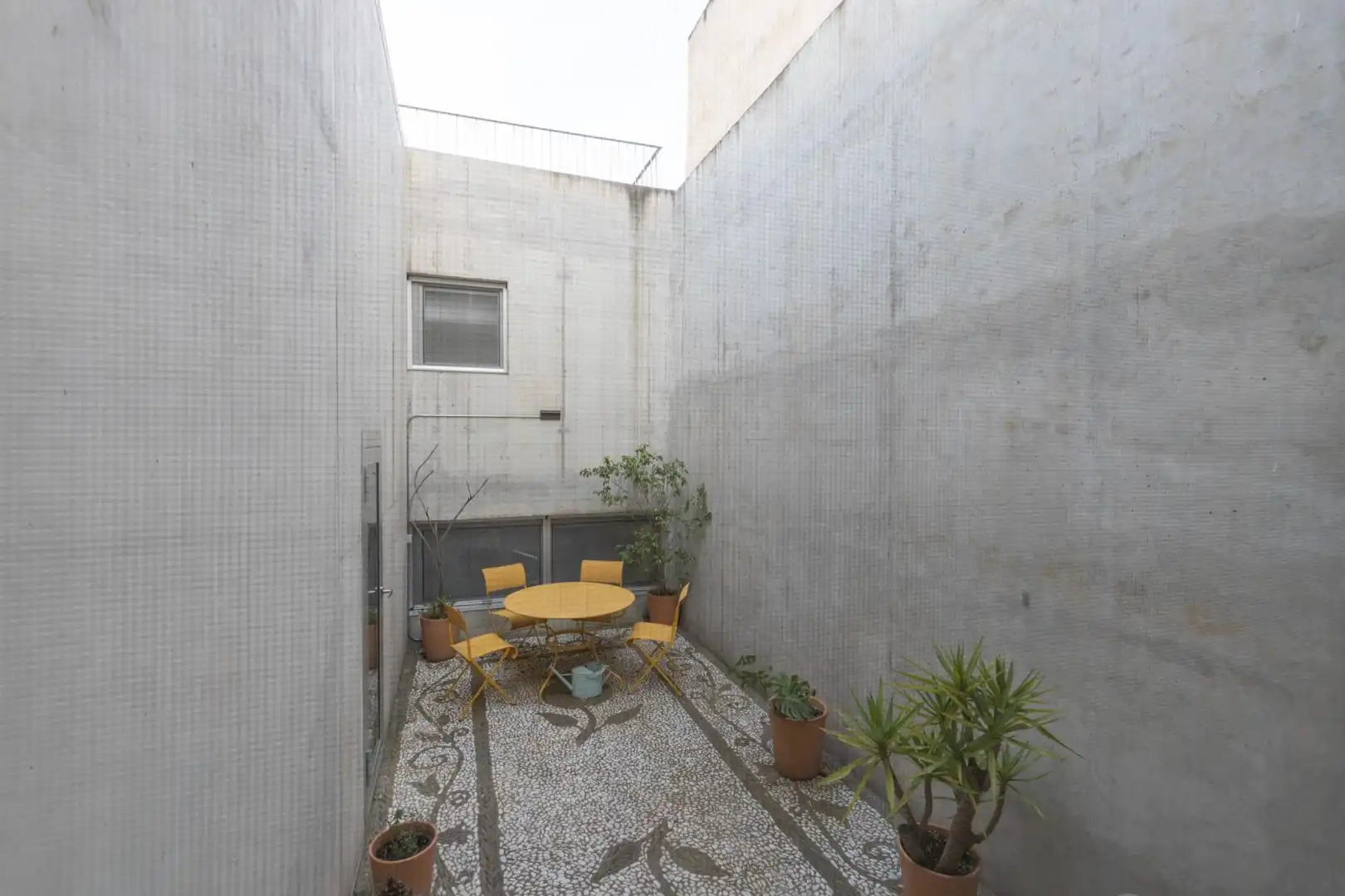 Terrassa de Casa o xalet en venda en Granada amb Calefacció, Jardí privat i Terrassa
