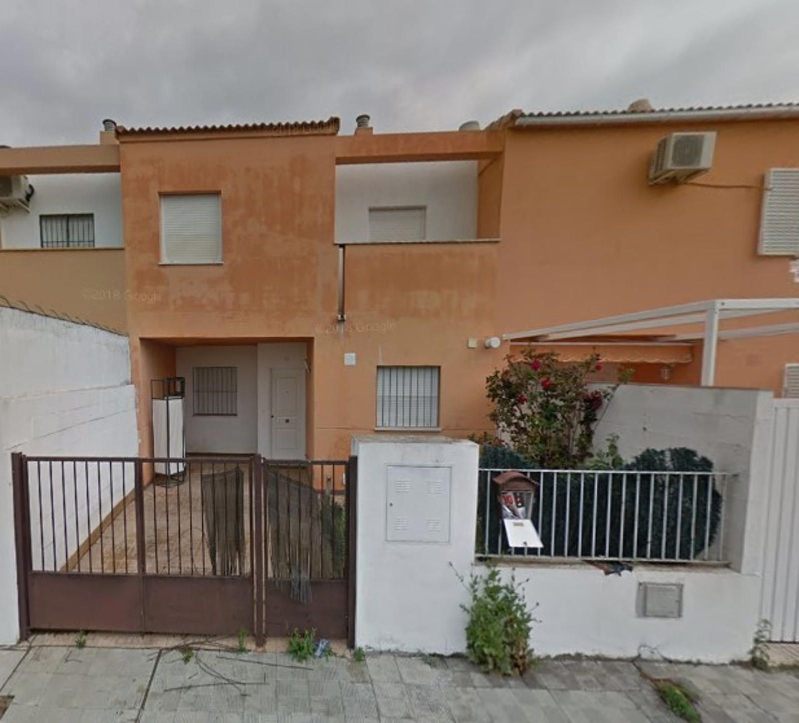 Single-family semi-detached for sale in Prado bajo, Espartinas Pueblo