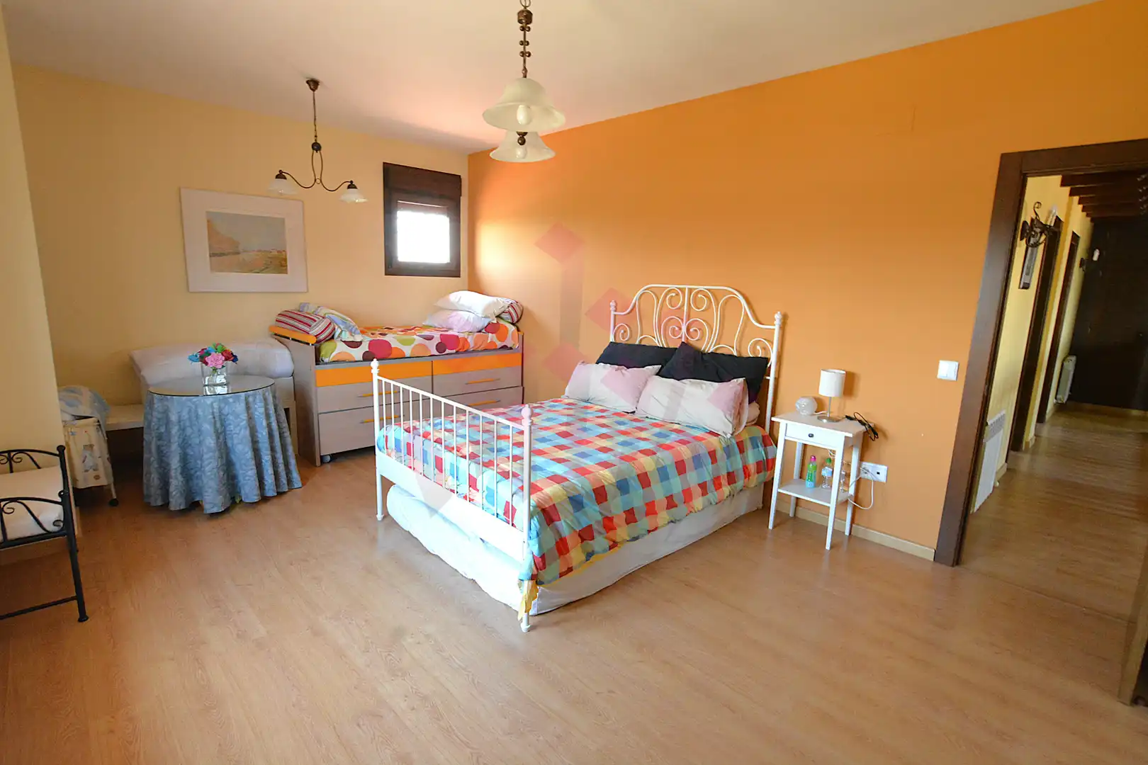 Dormitori de Casa o xalet en venda en Ciudad Real amb Aire condicionat, Calefacció i Jardí privat