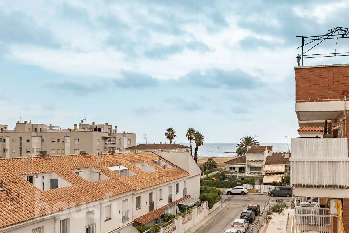 Exterior view of Flat for sale in Cunit  with Balcony