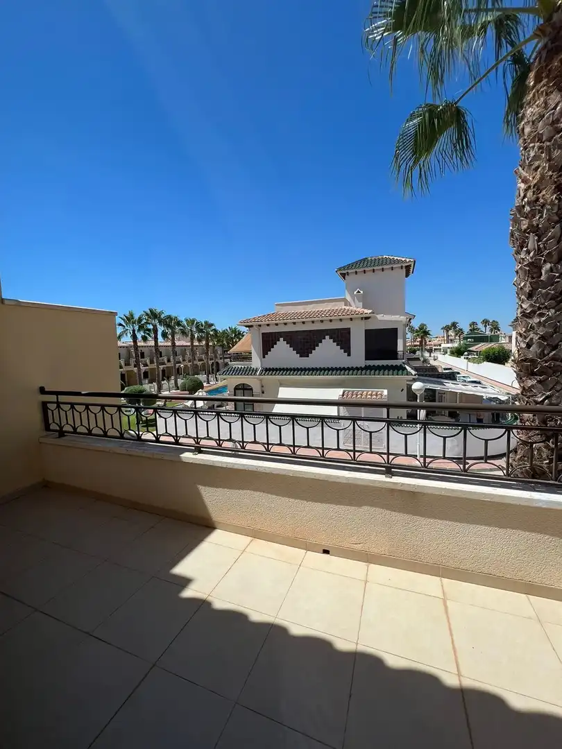 Casa o xalet en venda a Calle Badajos, Rojales
