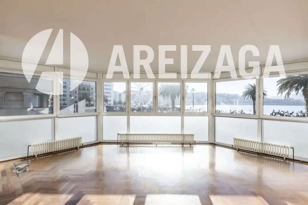 Wohnzimmer von Büro zum Verkauf in Donostia - San Sebastián  mit Klimaanlage, Heizung und Abstellraum