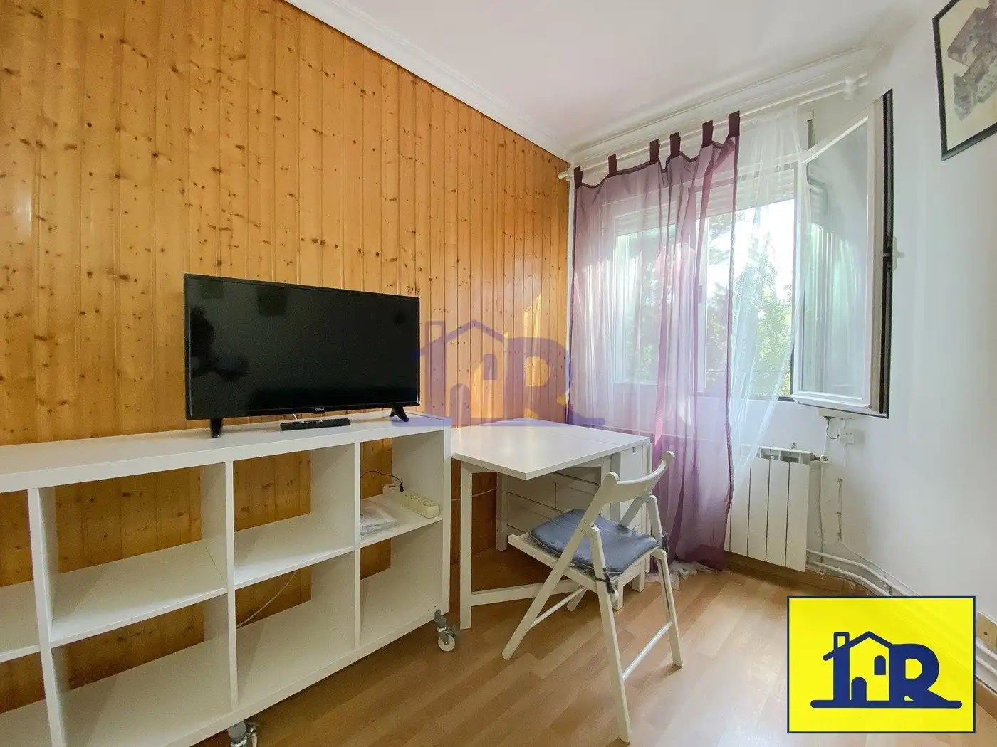 Schlafzimmer von Wohnung zum Verkauf in Cuenca mit Heizung und Möbliert