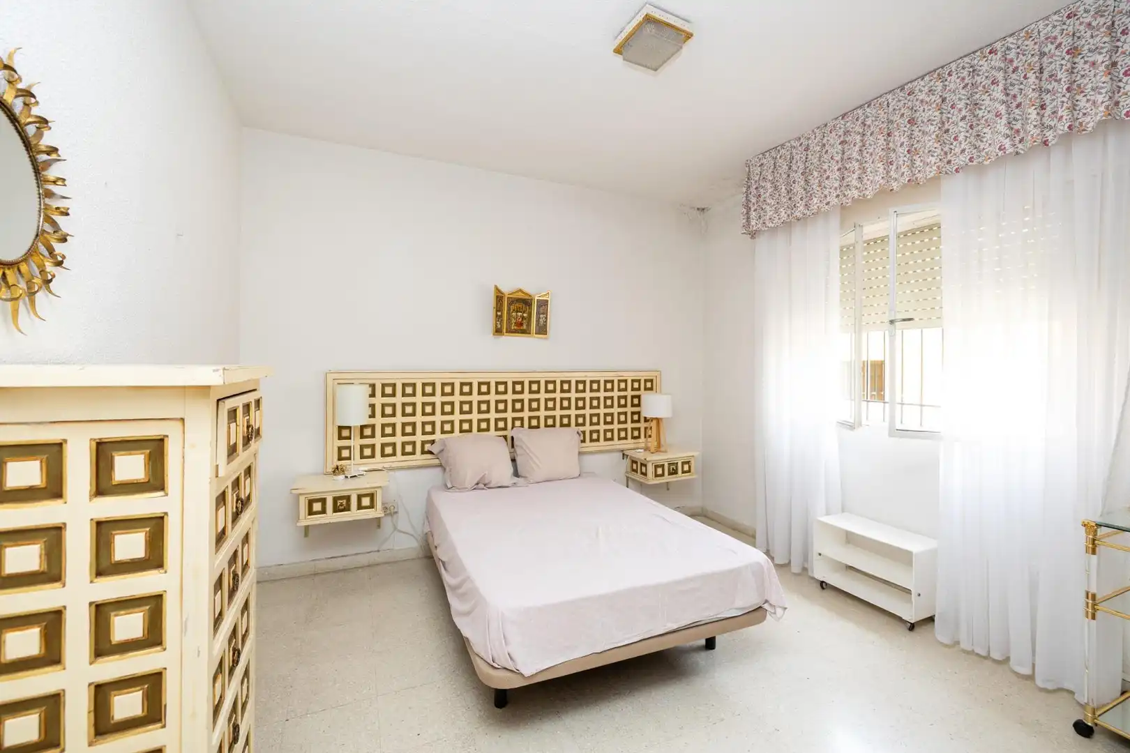Habitación de Casa o chalet en venta en Armilla con Aire acondicionado, Calefacción y Jardín privado