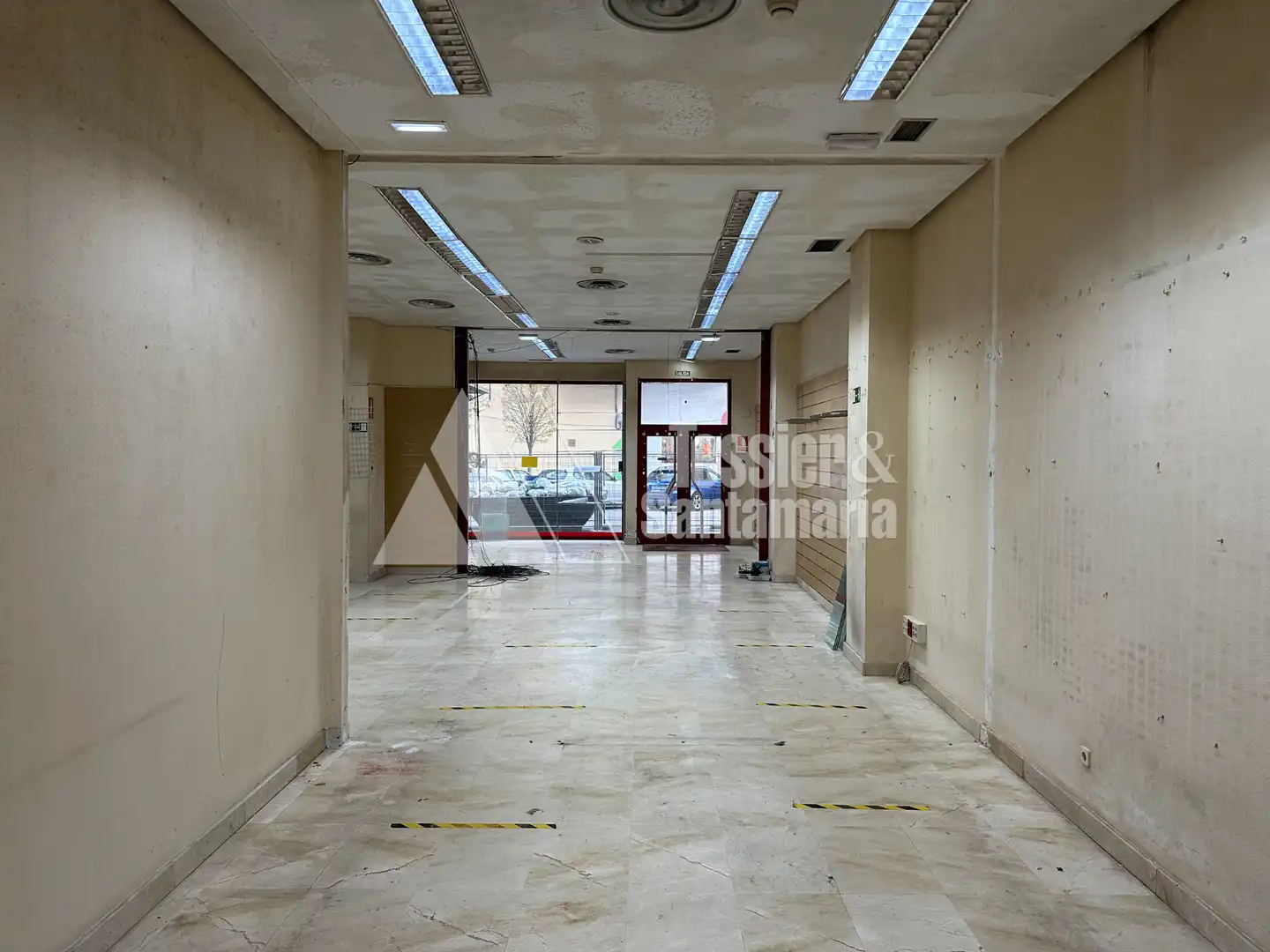 Gewerbefläche zur Miete in Calle Poeta Alfonso Camín, imagen 7