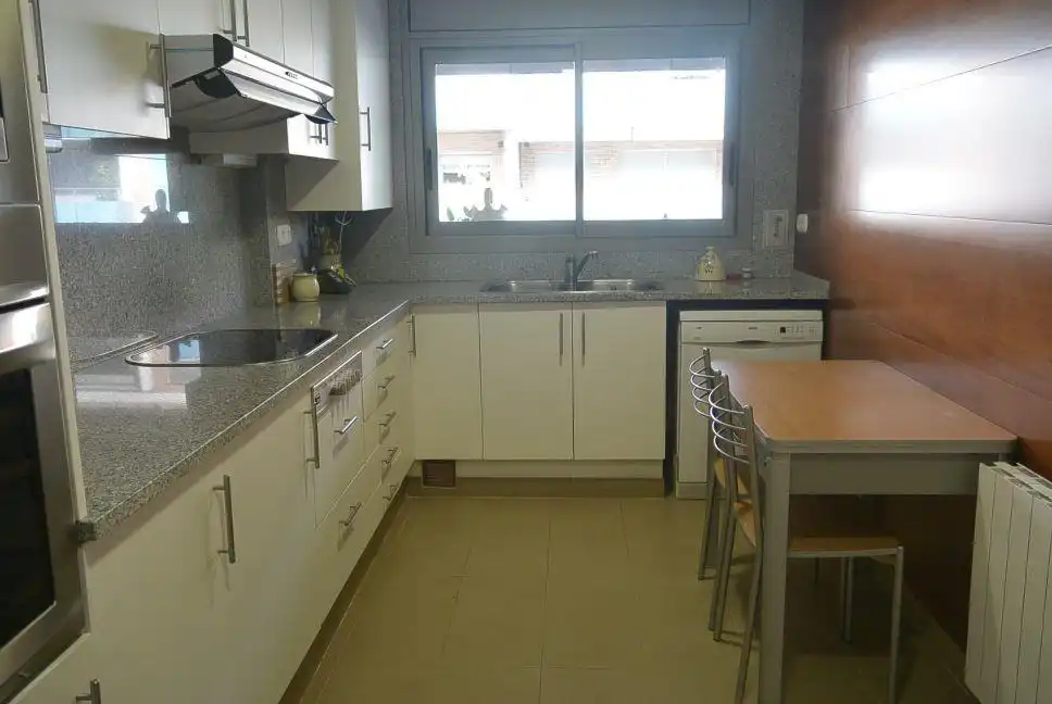 Küche von Wohnung zur Miete in Sant Andreu de Llavaneres mit Heizung, Parkett und Terrasse