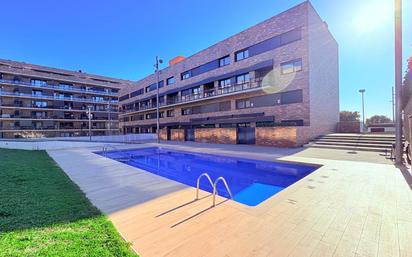 Swimming pool of Flat for sale in Sabadell  with Air Conditioner, Heating and Parquet flooring