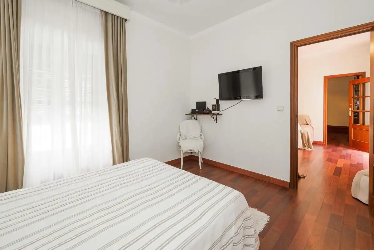Habitación de Casa adosada en venta en Carmona con Aire acondicionado, Calefacción y Terraza