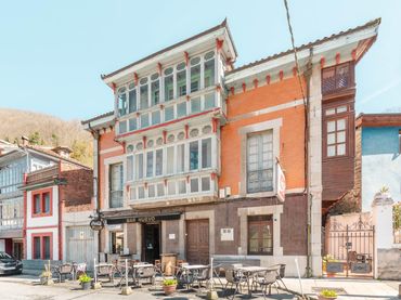 Haus zum Verkauf in Carretera Carretera General Barzana 33