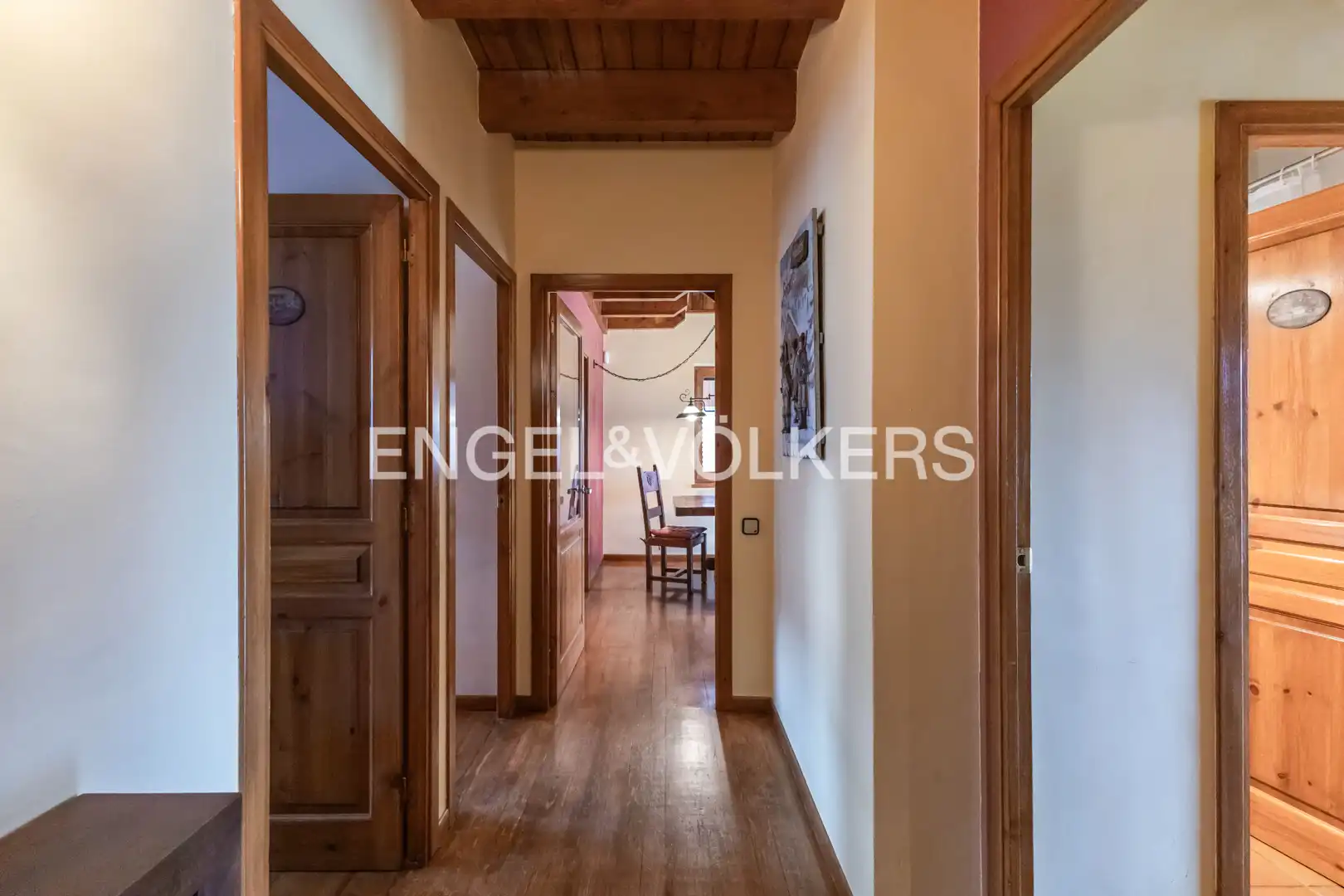 Dúplex en venta en Fontanals de Cerdanya con Calefacción, Parquet y Terraza