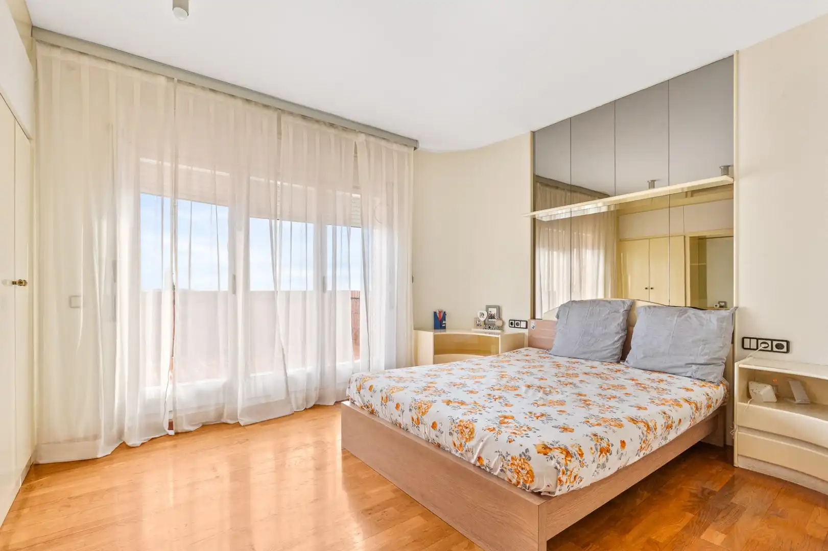 Habitación de Casa o chalet en venta en Sant Just Desvern con Aire acondicionado, Calefacción y Terraza