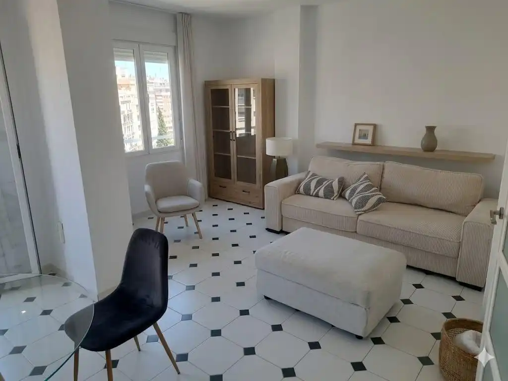 Wohnzimmer von Wohnung zur Miete in Valencia mit Klimaanlage, Möbliert und Balkon
