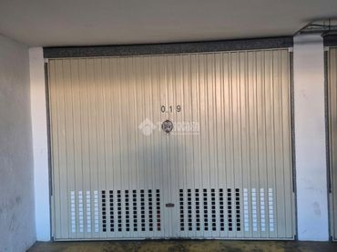Single parking space for sale in Carrer Prades