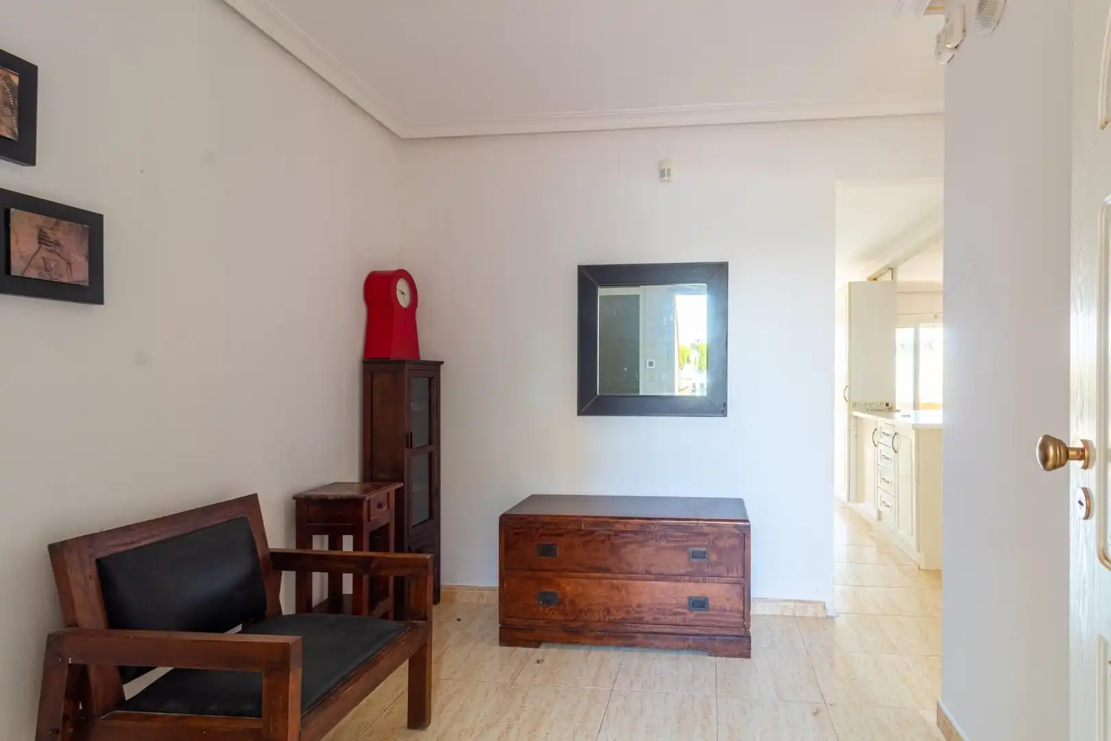 Sala d'estar de Casa o xalet en venda en Orihuela amb Aire condicionat, Jardí privat i Terrassa