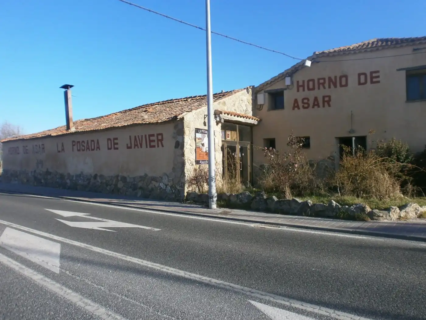 Vista exterior de Local en venta en Torrecaballeros con Aire acondicionado y Amueblado