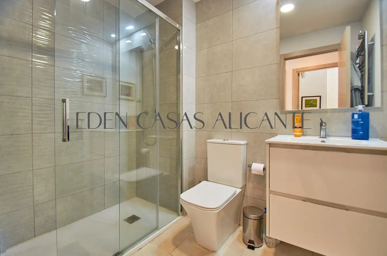Baño de Casa adosada en venta en Busot con Aire acondicionado, Calefacción y Jardín privado