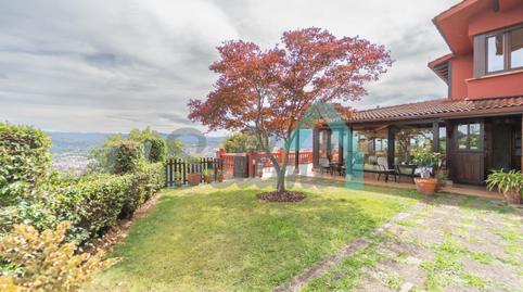 Foto 2 de Casa adosada en venda a De Arriba, Parroquias Norte - Naranco, Asturias